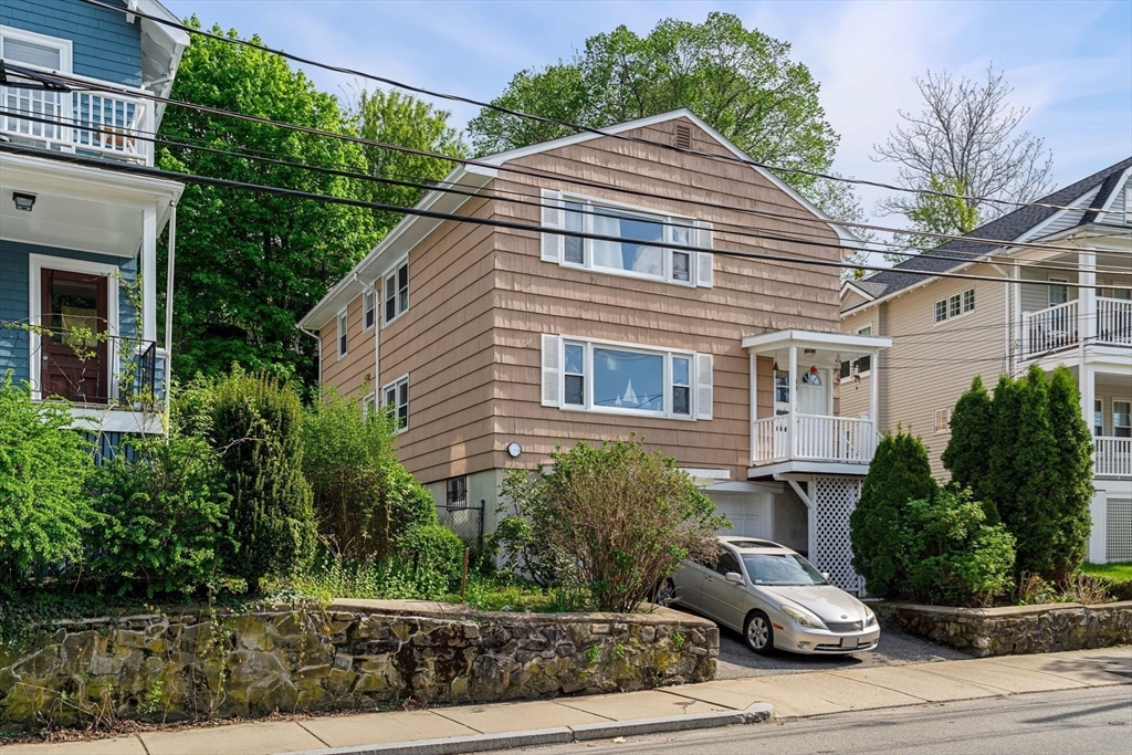 48 Nonantum St Property Photo 1
