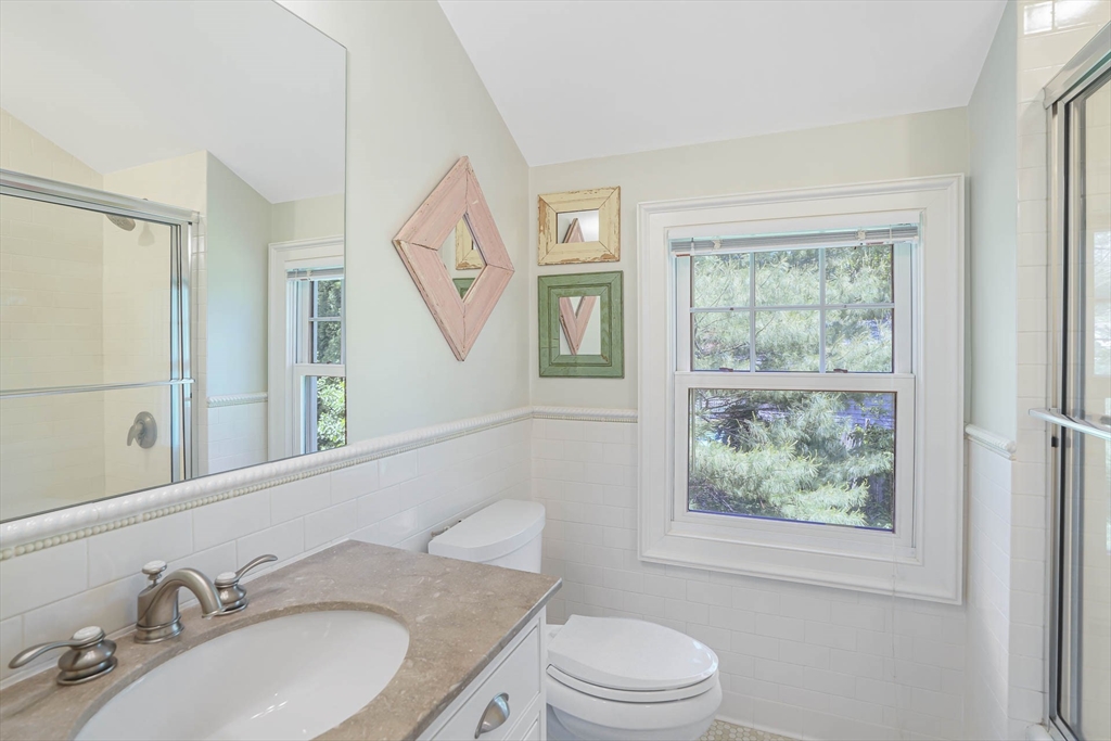 385 Barnes Rd Property Photo 34
