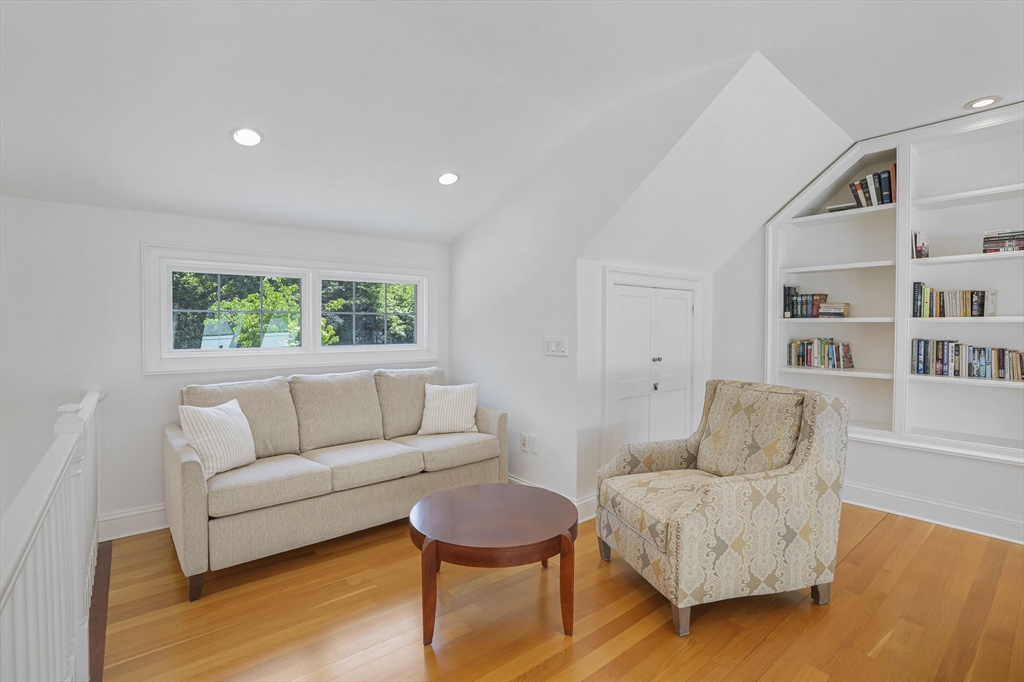 385 Barnes Rd Property Photo 37