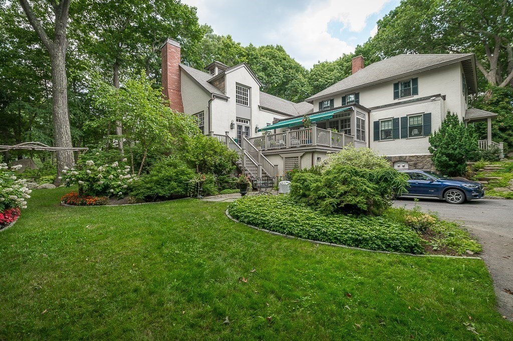 4 Dexter Lane Property Photo 1