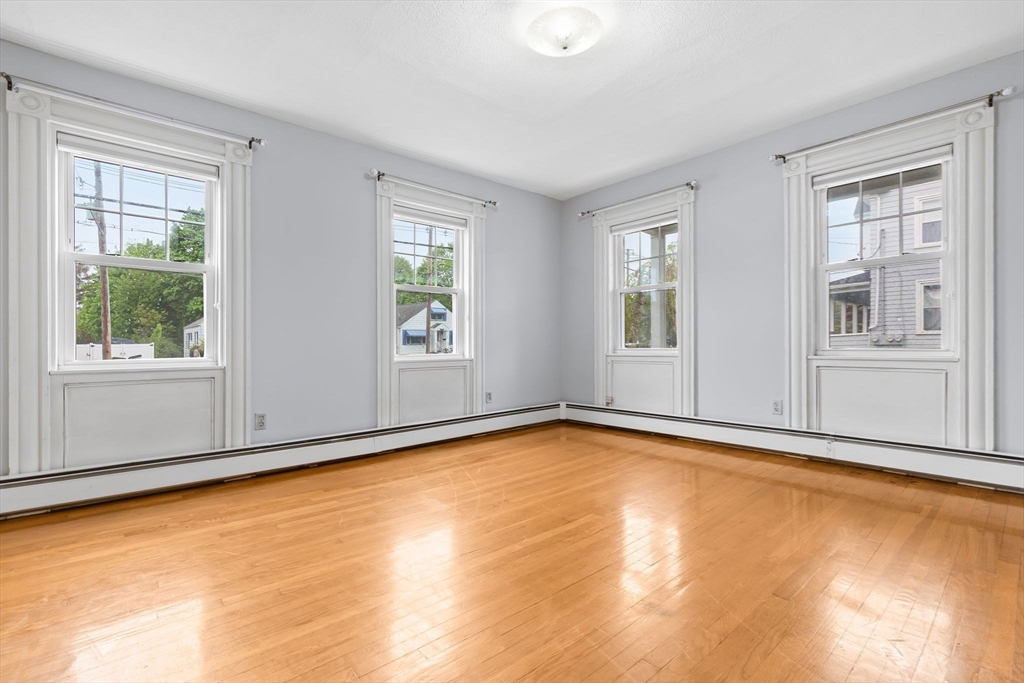 199 Lynn St Property Photo 19