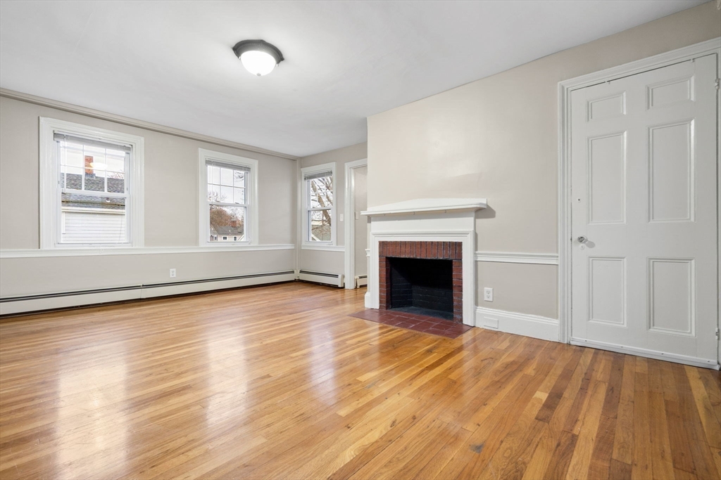 199 Lynn St Property Photo 35