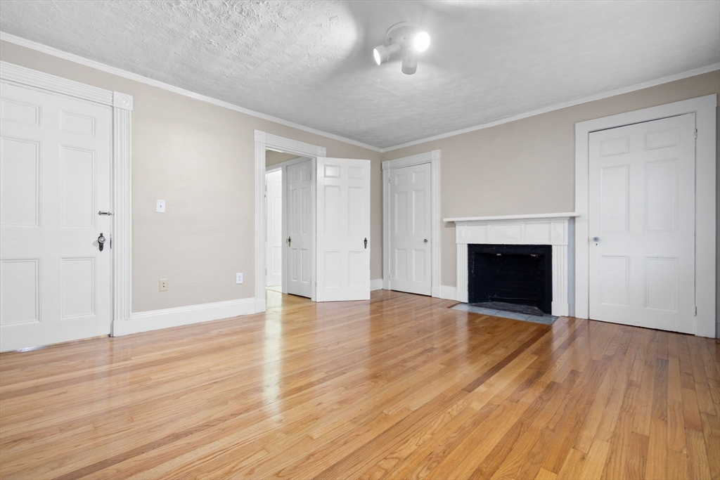 199 Lynn St Property Photo 37