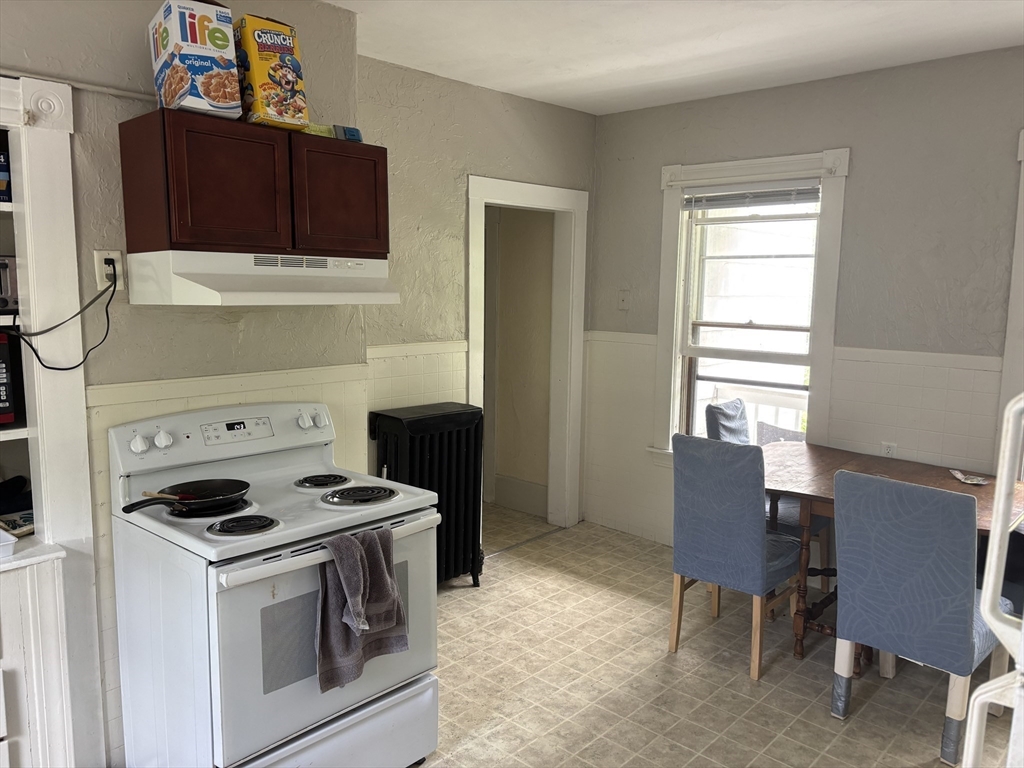 8 Lee # 2 Property Photo 11
