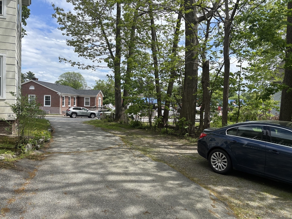 8 Lee # 2 Property Photo 15