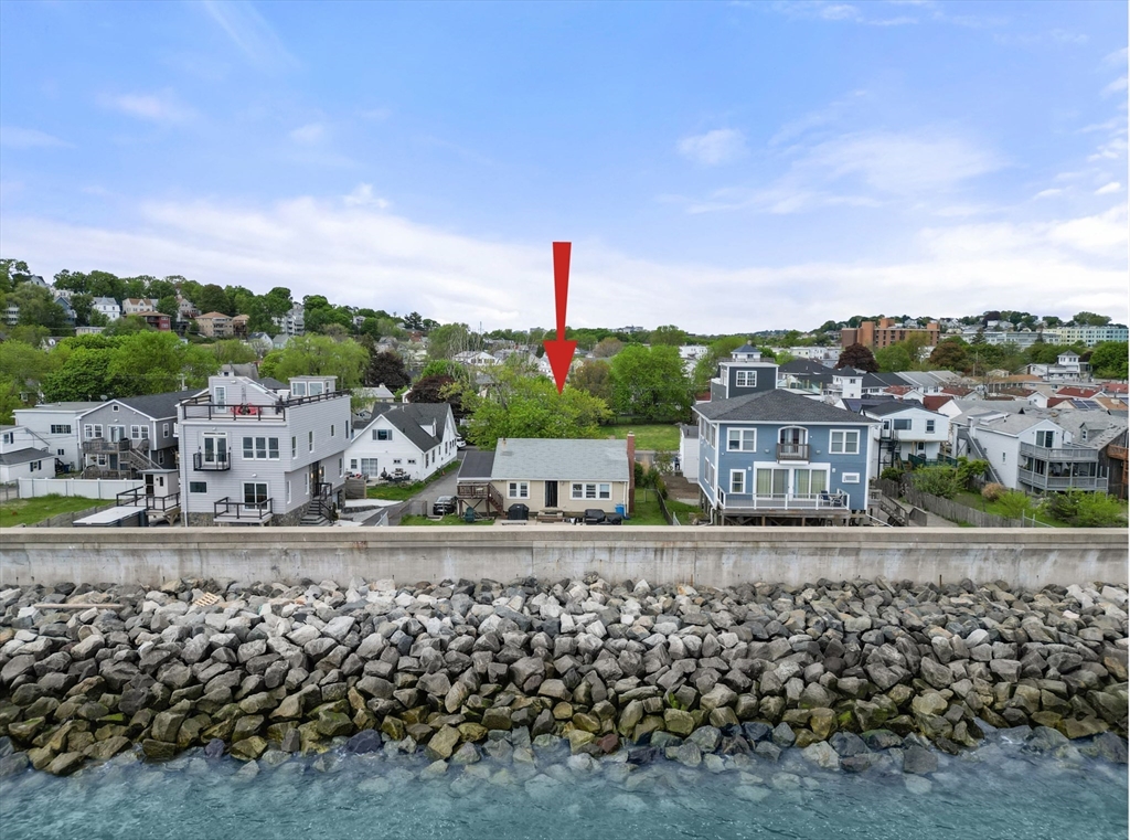 166 Broadsound Ave Property Photo 1