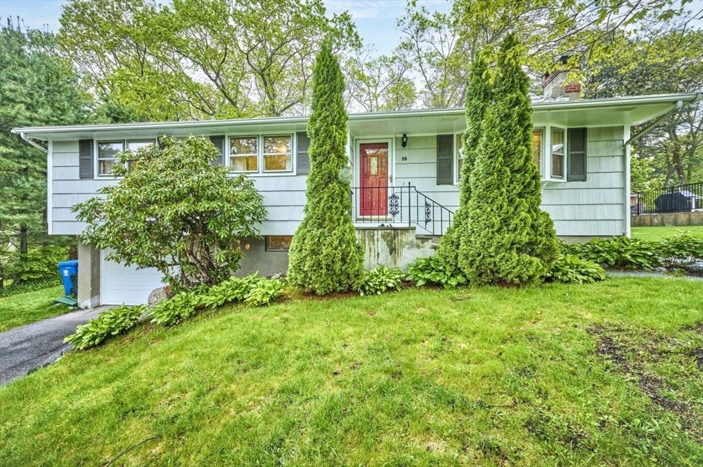 15 Princeton Rd Property Photo 1