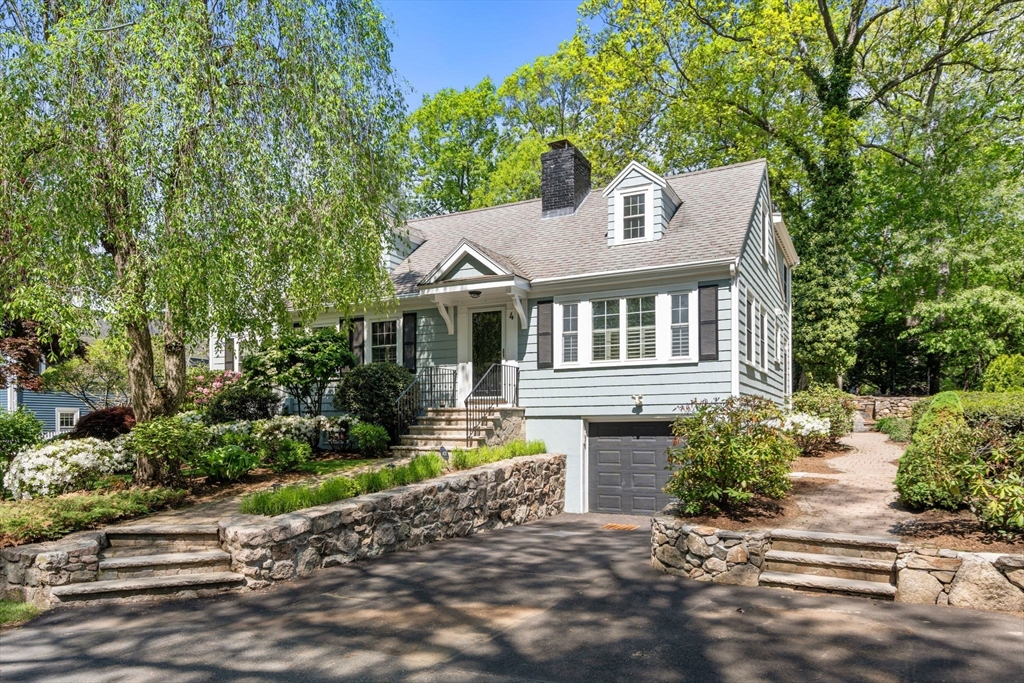 4 Granite St Property Photo 1