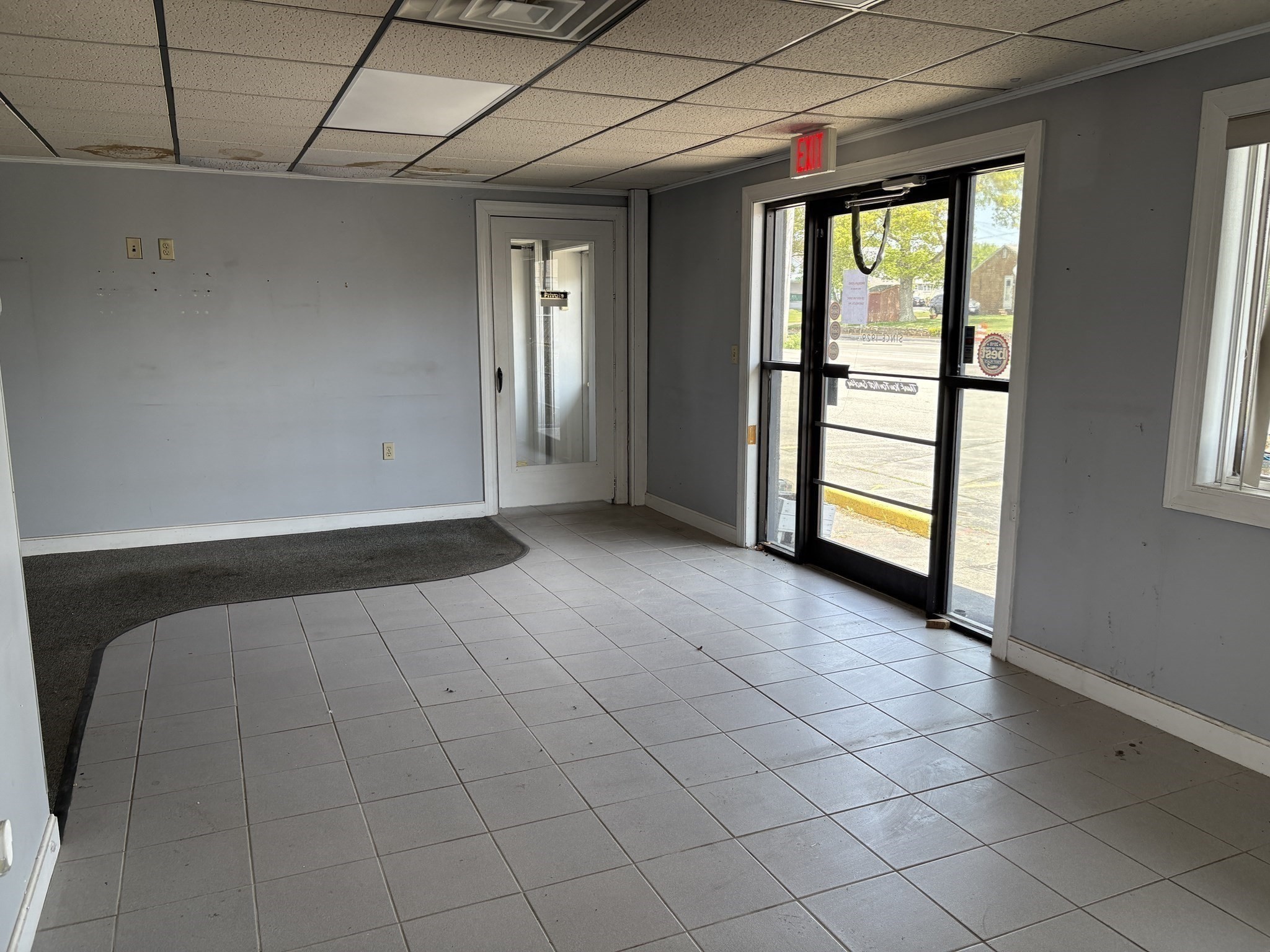 525-527 Church St Property Photo 18