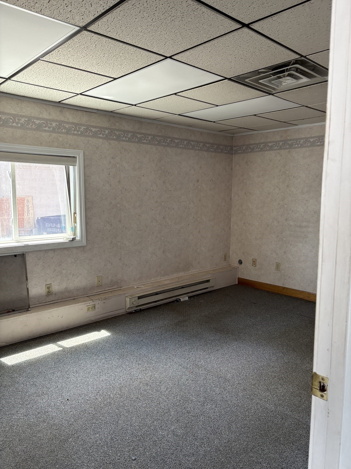 525-527 Church St Property Photo 22