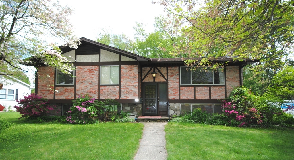 19 Paul St Property Photo 1