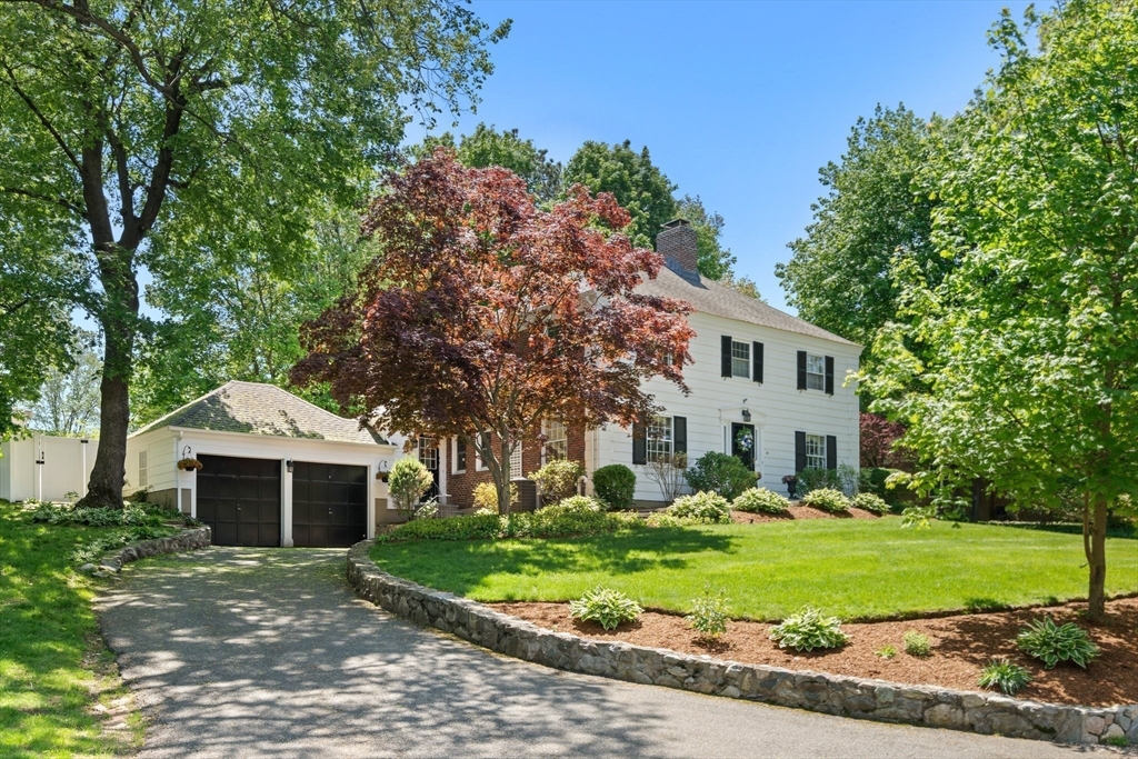 16 Bailey Lane Property Photo 1