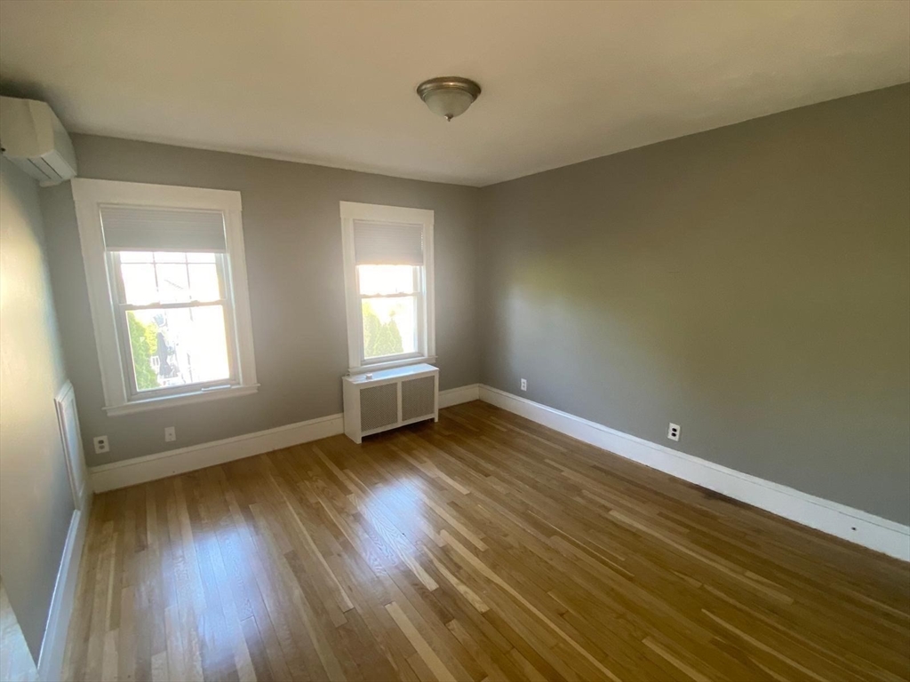 135-137 Summer St Property Photo 15