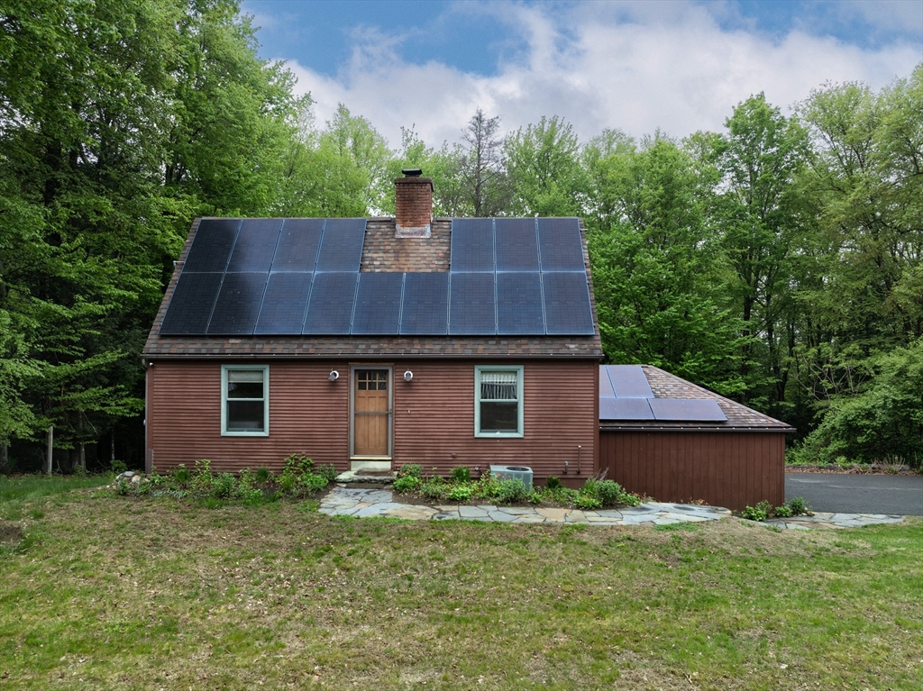 223 Main Rd Property Photo 1