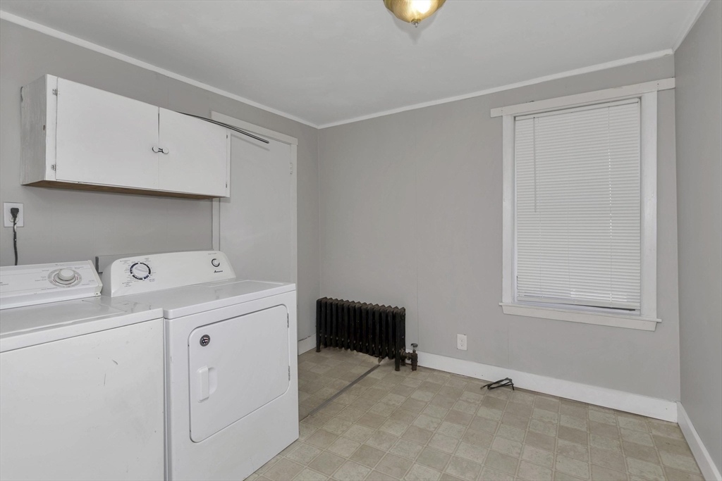 82 Grove St Property Photo 21