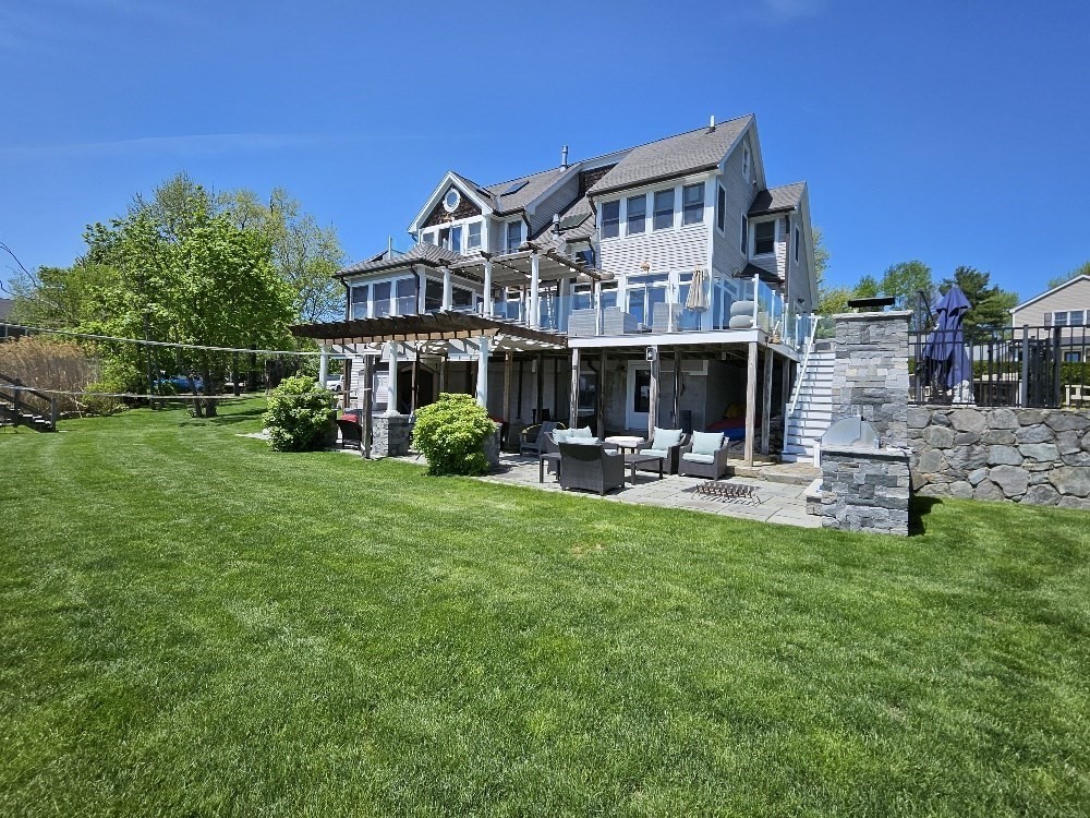 35 Doty Avenue Property Photo 1