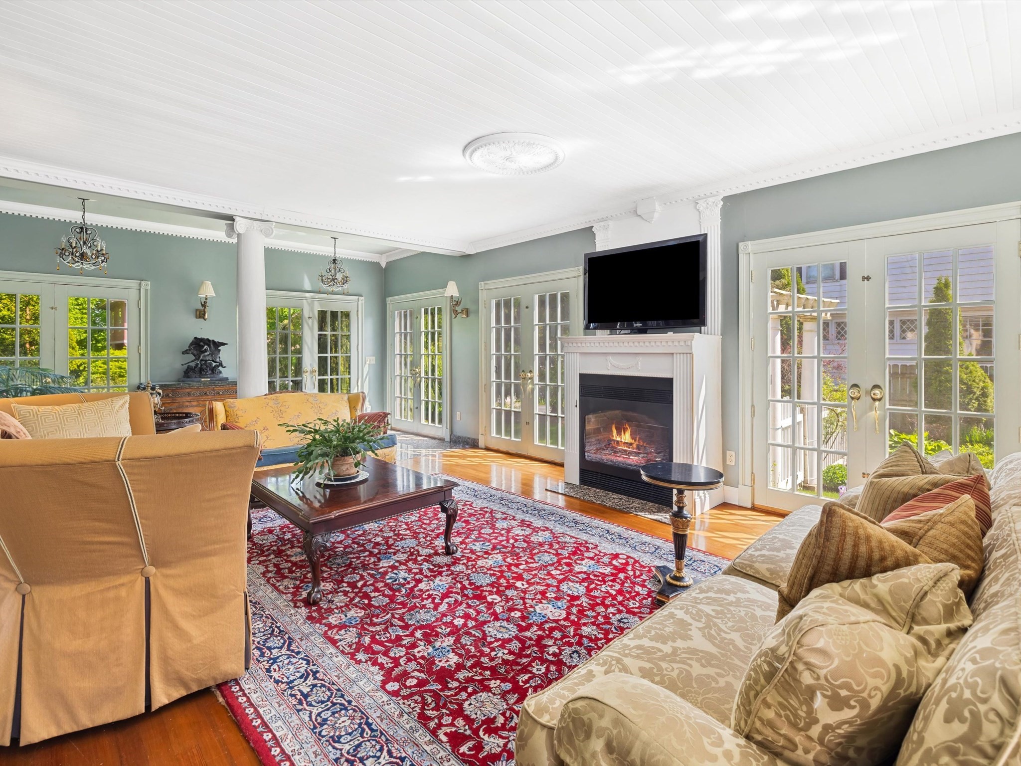 31 Lenox St Property Photo 14