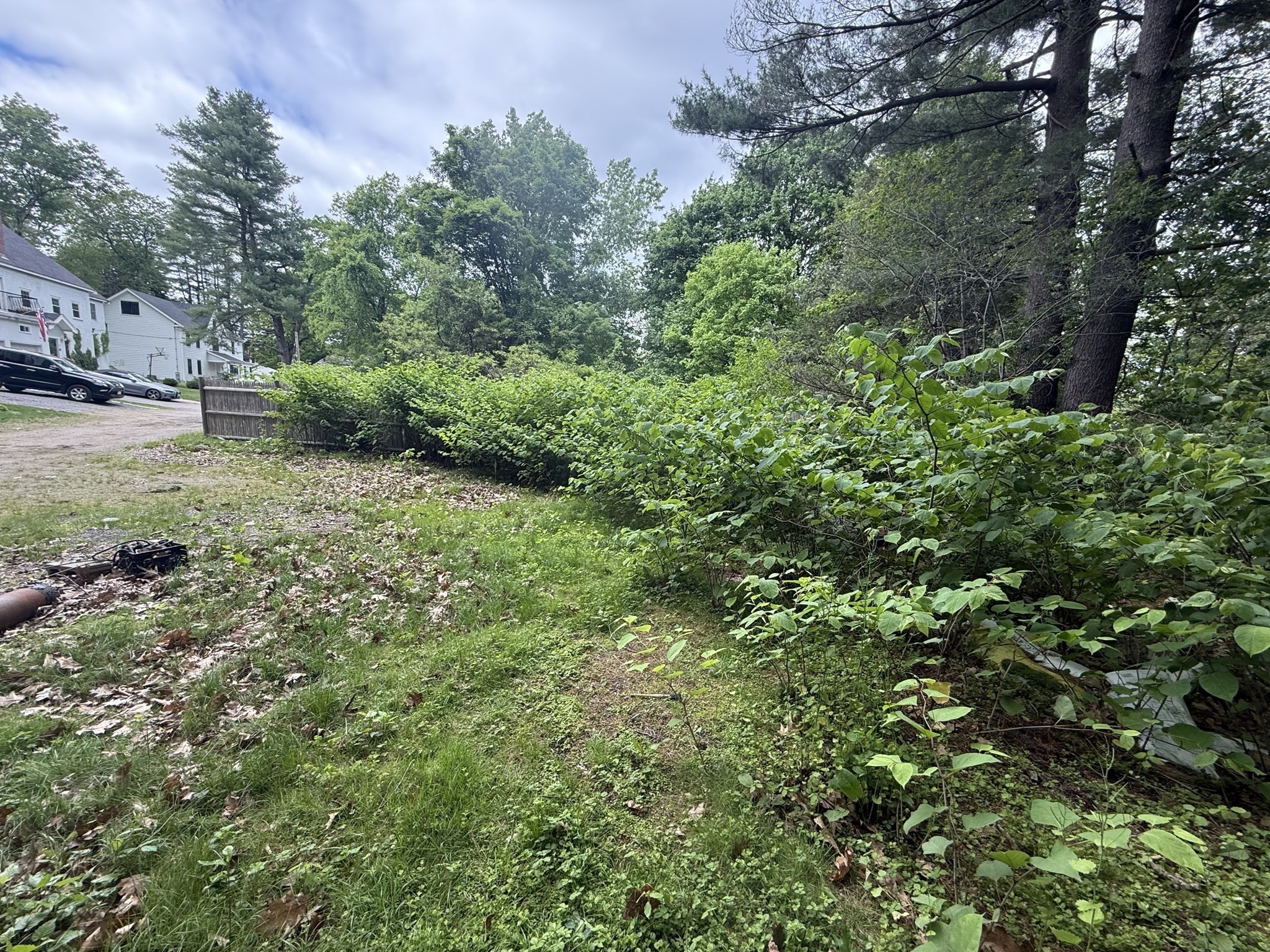 4 Shore Rd Property Photo 10