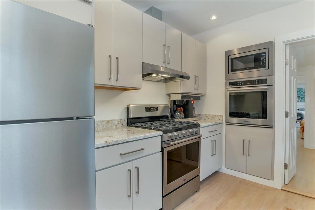 44 Commercial Street Property Photo 6