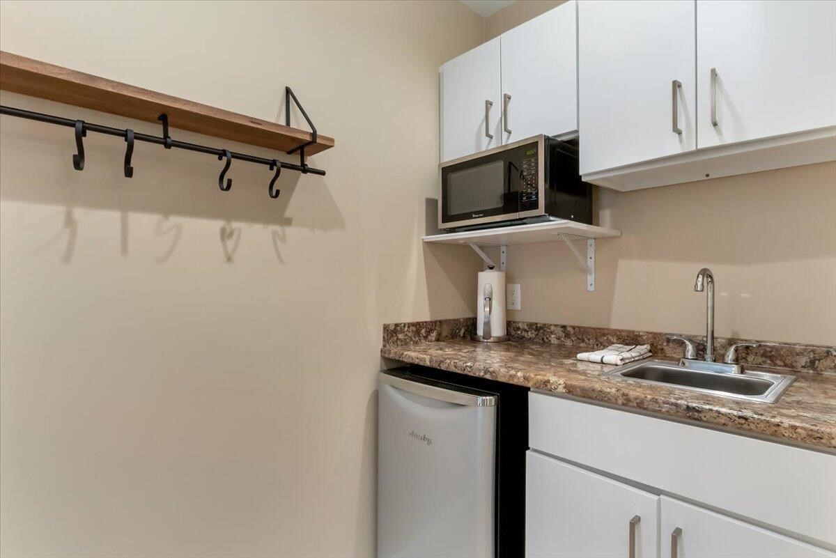 44 Commercial Street Property Photo 15