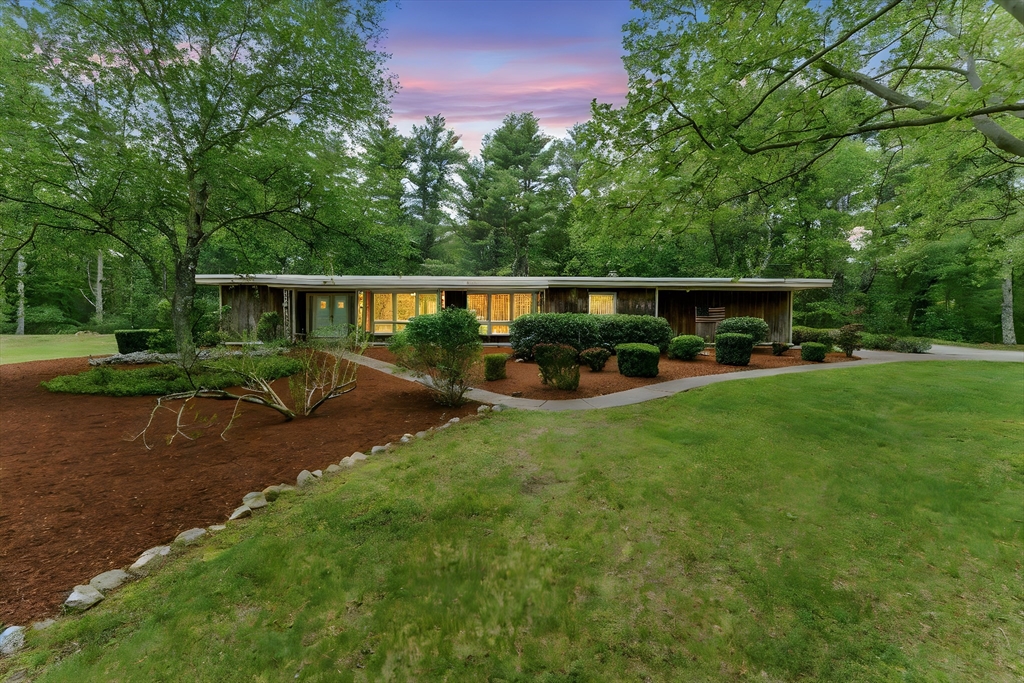 709 Walnut Plain Rd Property Photo 1