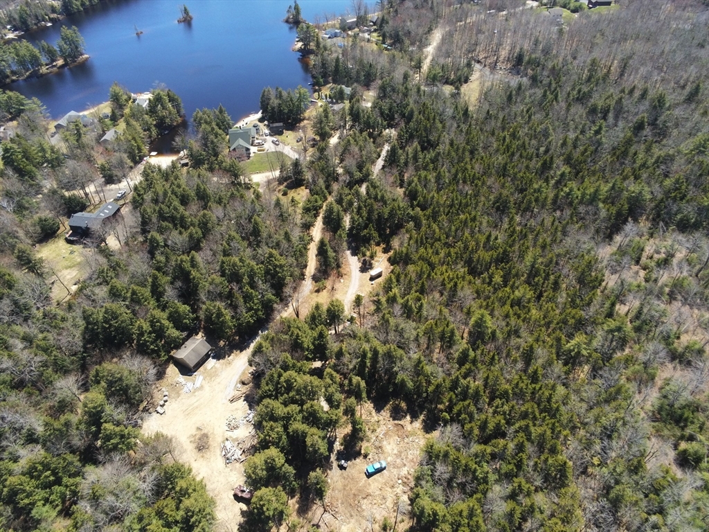 197 Lakeshore Drive Property Photo 7