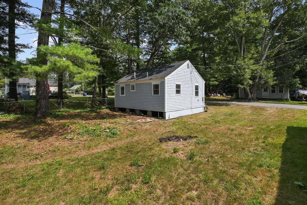 14 2nd Property Photo 21