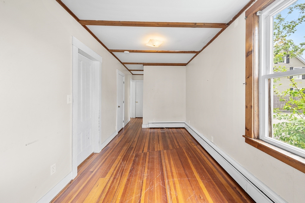 60 Lynnfield St Property Photo 7