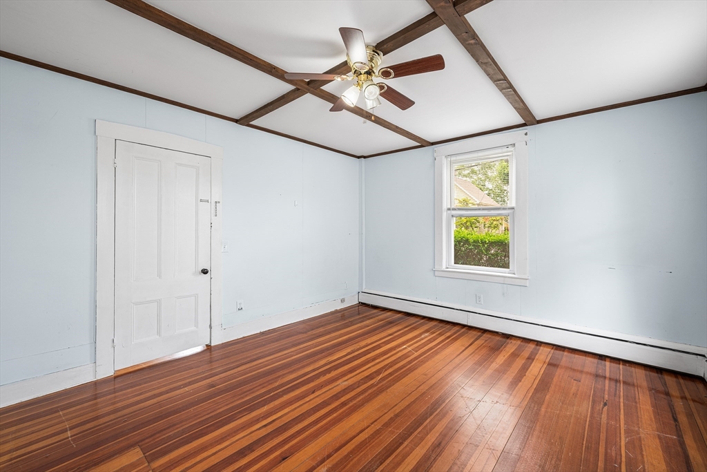 60 Lynnfield St Property Photo 8