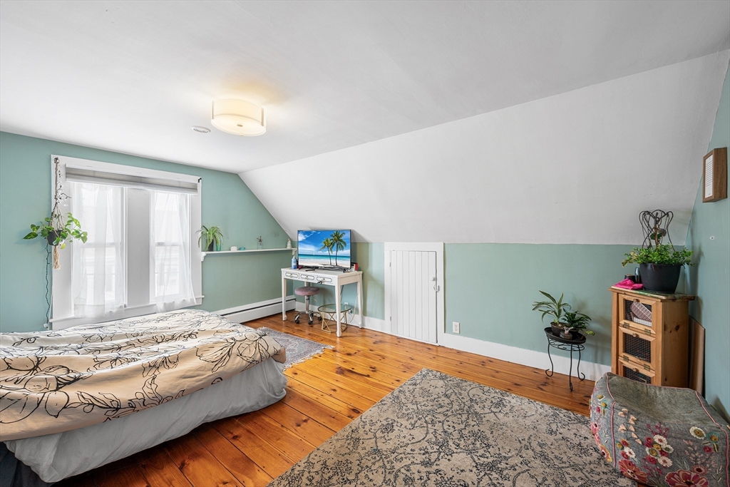 60 Lynnfield St Property Photo 22