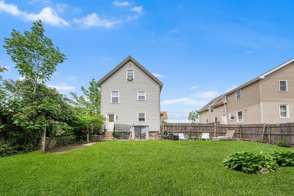 60 Lynnfield St Property Photo 25