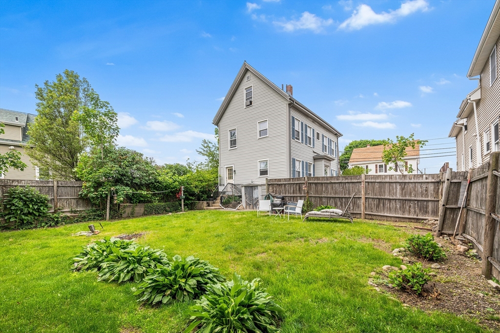 60 Lynnfield St Property Photo 27
