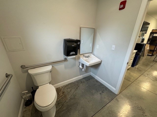 685 South Property Photo 24
