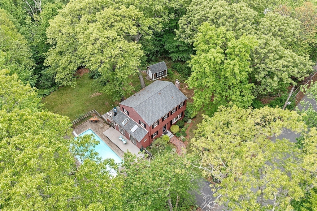 170 Picnic St Property Photo 1