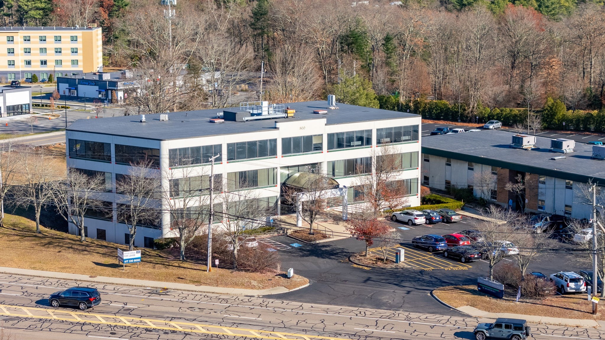800 South Main St Property Photo 11