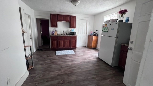 145 Quincy St Property Photo 6
