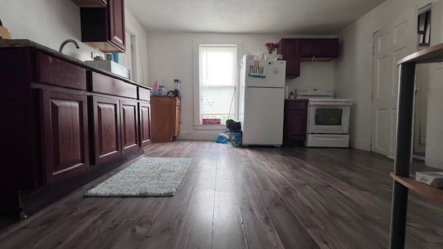 145 Quincy St Property Photo 8