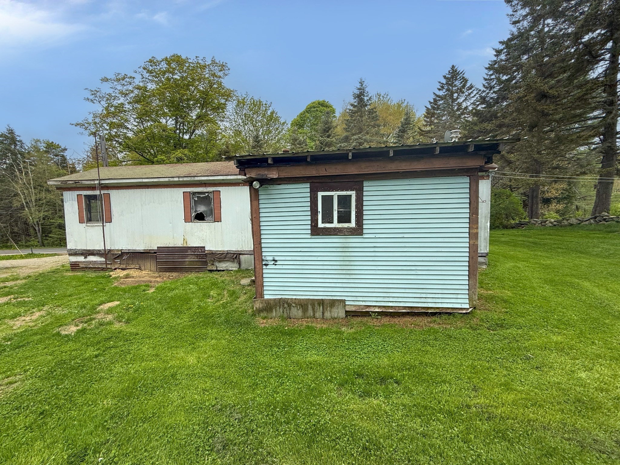 594 Route 8a Property Photo 1