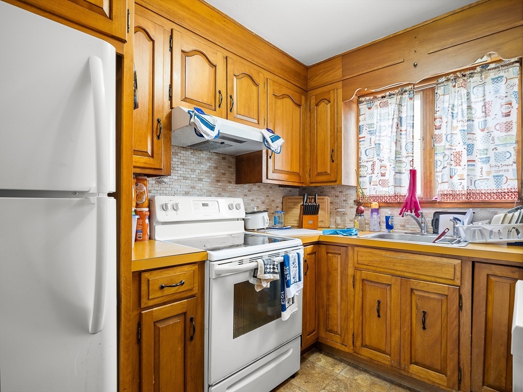 60-62 Guelphwood Rd Property Photo 17