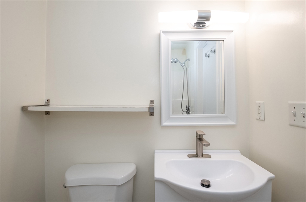 16 Horton Street Property Photo 33