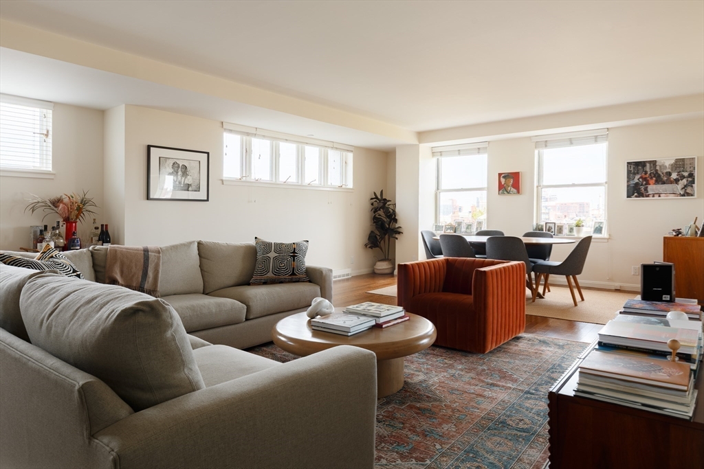 2 Commonwealth Avenue # 8g Property Photo 4