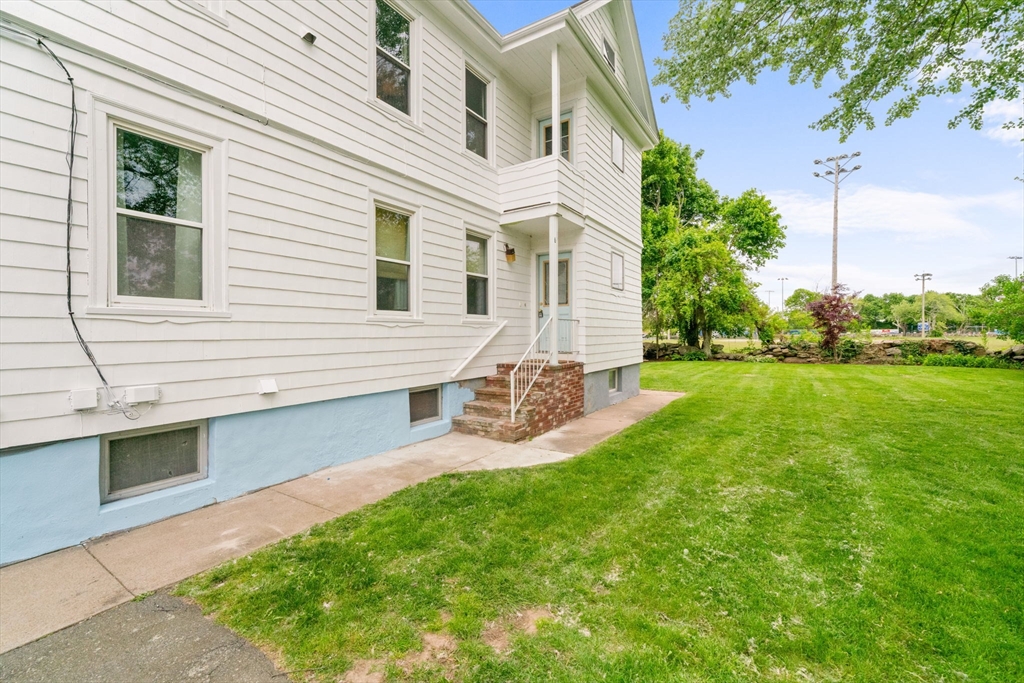 200 Bellevue St Property Photo 3