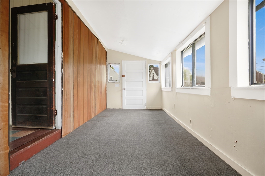 7 Crescent Place Property Photo 15
