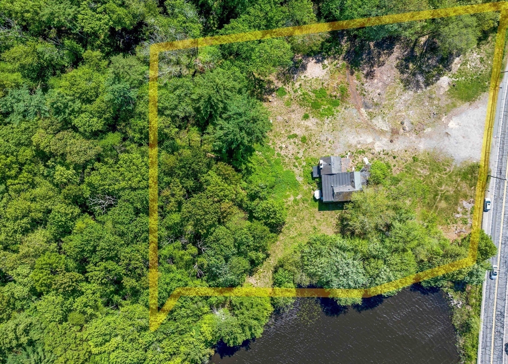 93 Mansfield Ave Property Photo 3