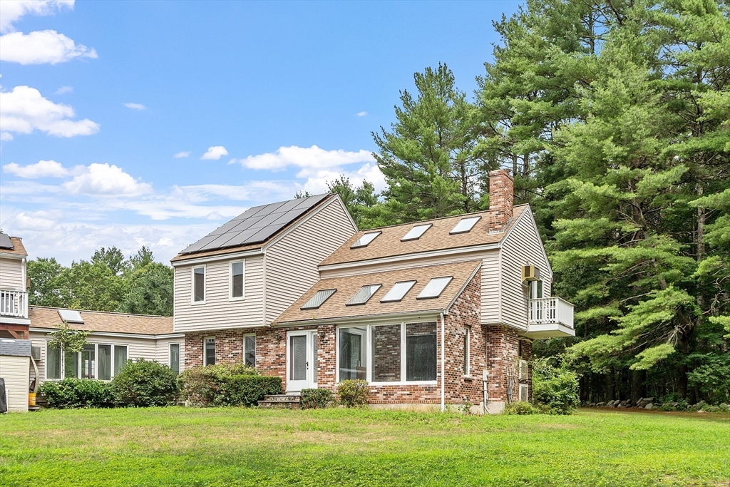 4 Sterling Ln # A Property Photo 1