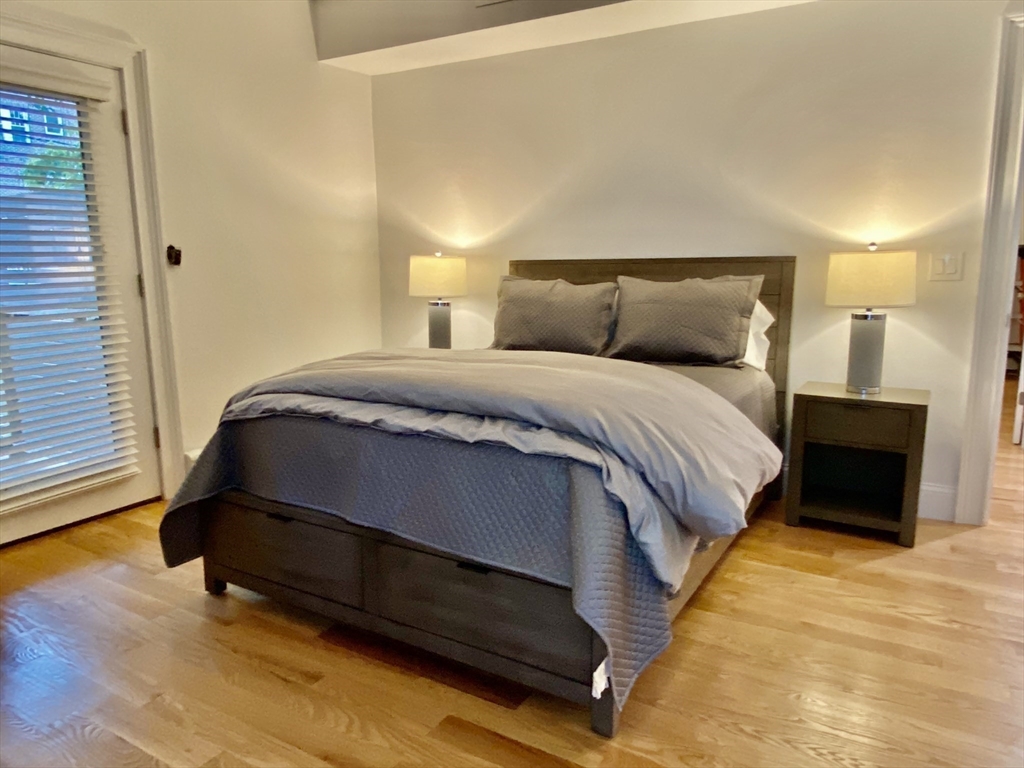 15 Colbourne Crescent Rd # 2 Property Photo 14