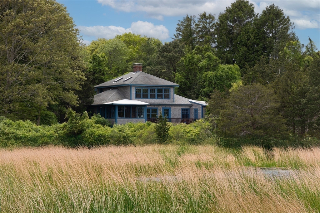 43 Salt Marsh Ln Property Photo 1