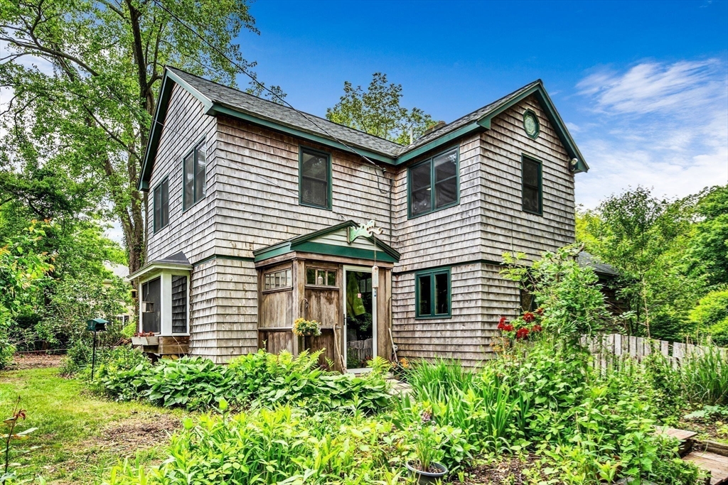 6 Forest Grove Ave Property Photo 1