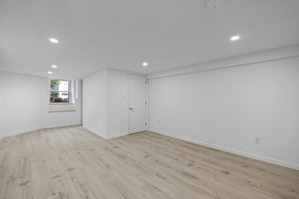 37 Fountain Road # 1 Property Photo 16