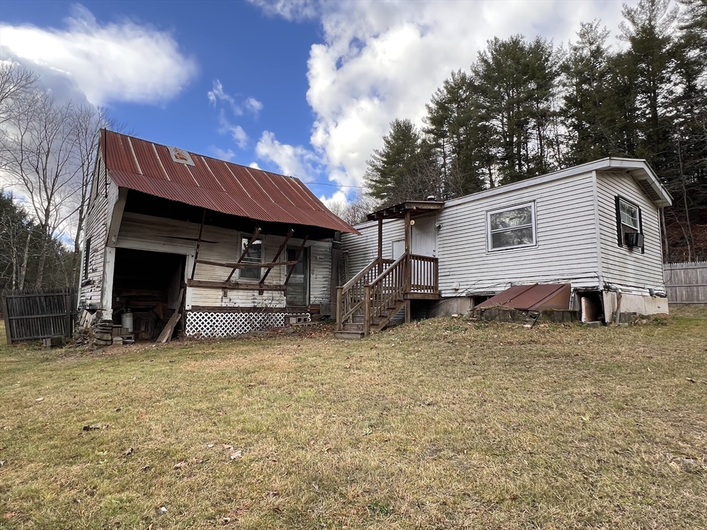 79 Berkshire Trail Property Photo 1